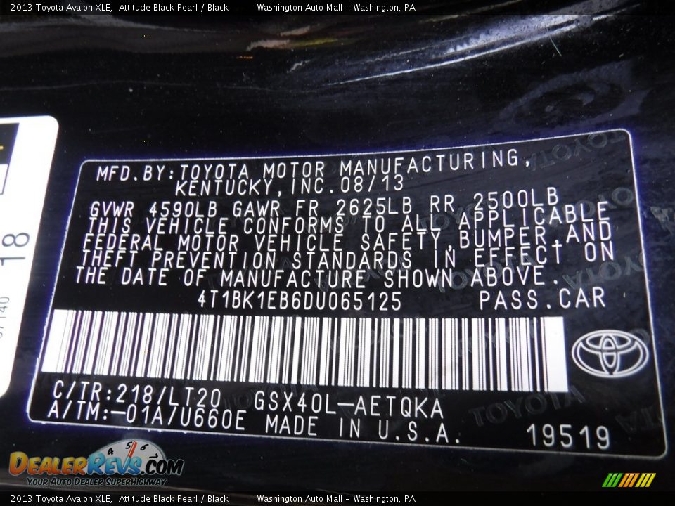 2013 Toyota Avalon XLE Attitude Black Pearl / Black Photo #31