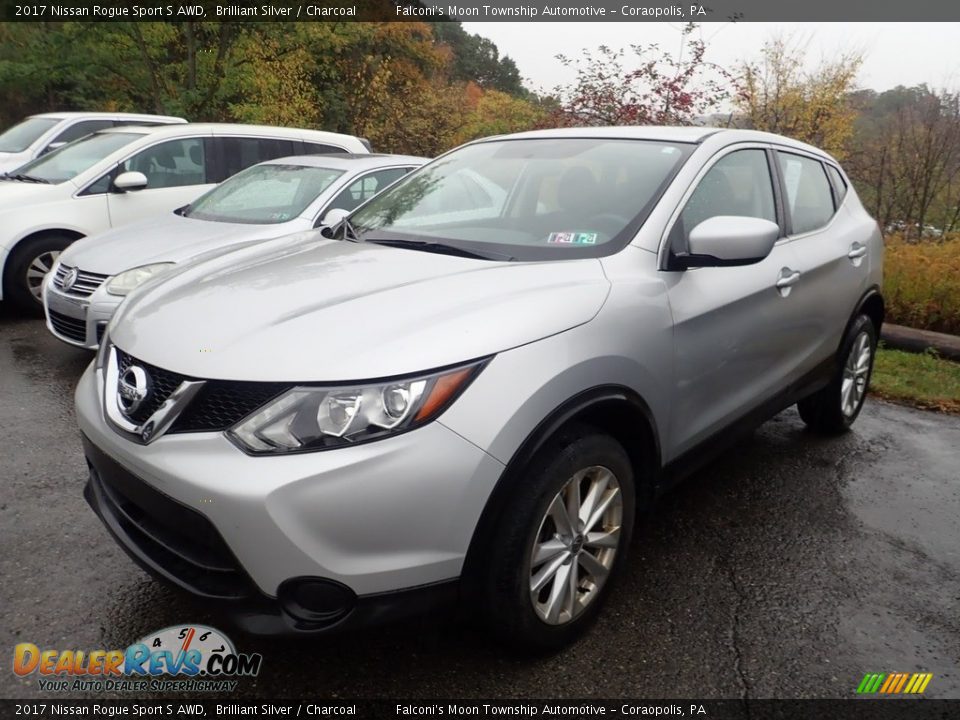 2017 Nissan Rogue Sport S AWD Brilliant Silver / Charcoal Photo #1