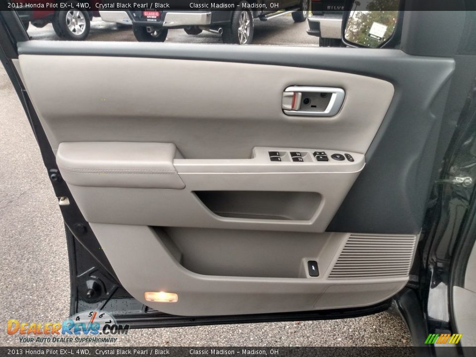 2013 Honda Pilot EX-L 4WD Crystal Black Pearl / Black Photo #10