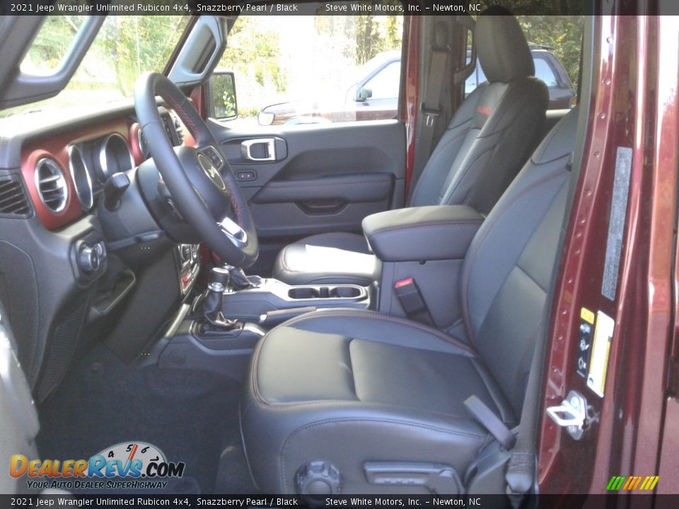 Front Seat of 2021 Jeep Wrangler Unlimited Rubicon 4x4 Photo #10