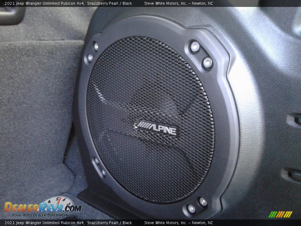 Audio System of 2021 Jeep Wrangler Unlimited Rubicon 4x4 Photo #15