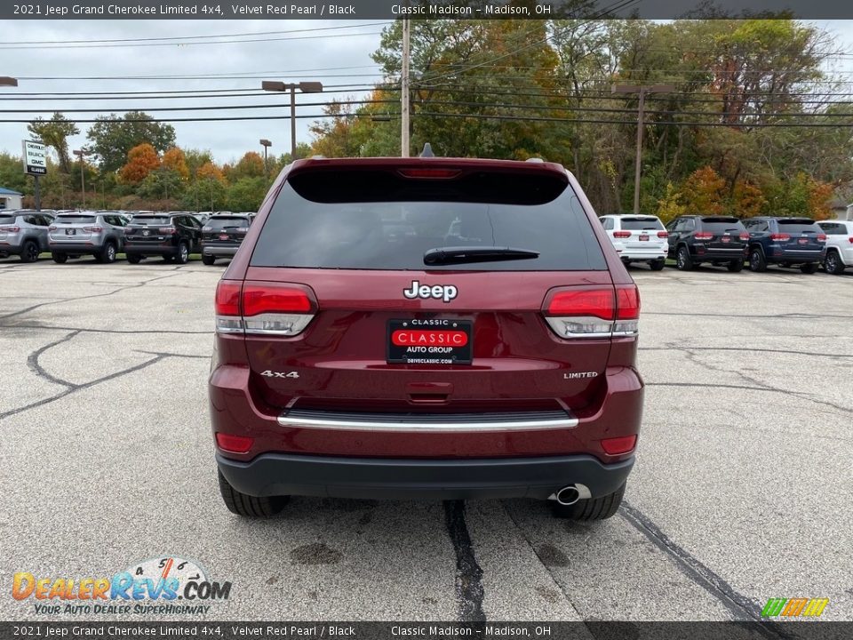 2021 Jeep Grand Cherokee Limited 4x4 Velvet Red Pearl / Black Photo #10