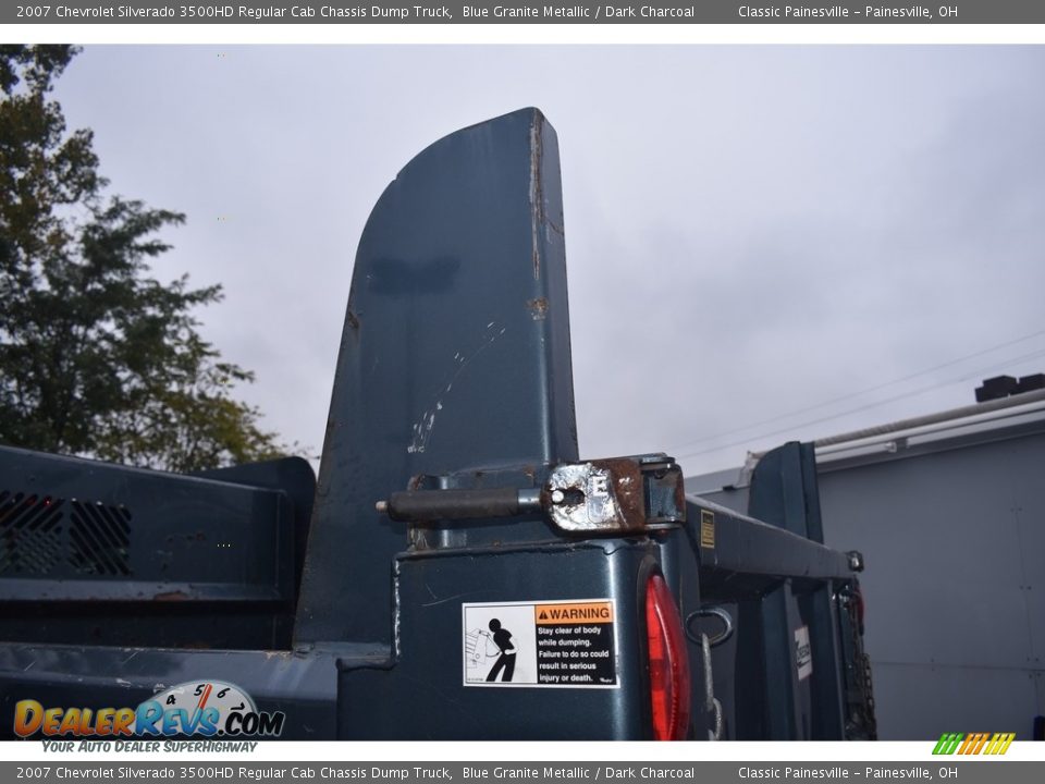 2007 Chevrolet Silverado 3500HD Regular Cab Chassis Dump Truck Blue Granite Metallic / Dark Charcoal Photo #12