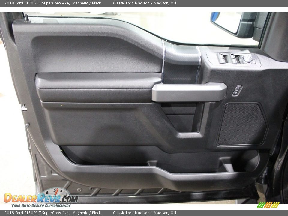 2018 Ford F150 XLT SuperCrew 4x4 Magnetic / Black Photo #12