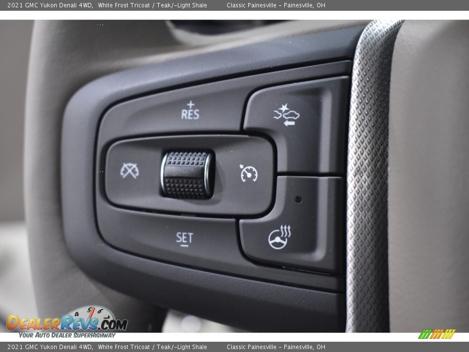 2021 GMC Yukon Denali 4WD Steering Wheel Photo #15