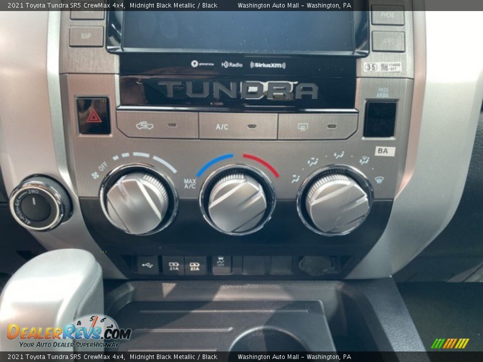 2021 Toyota Tundra SR5 CrewMax 4x4 Midnight Black Metallic / Black Photo #18