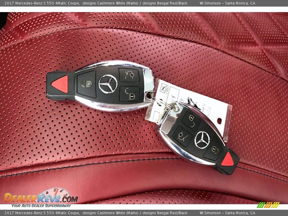 Keys of 2017 Mercedes-Benz S 550 4Matic Coupe Photo #11