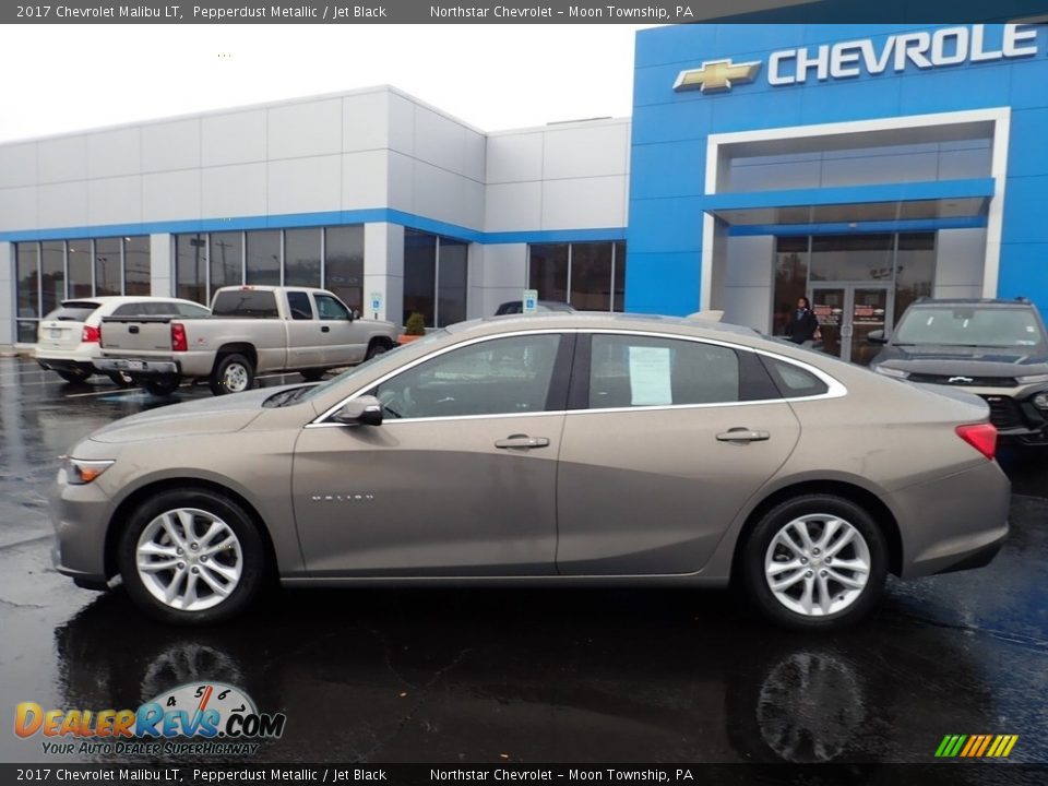 2017 Chevrolet Malibu LT Pepperdust Metallic / Jet Black Photo #3