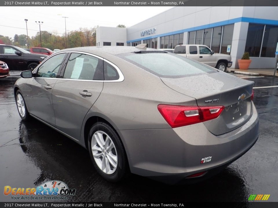 2017 Chevrolet Malibu LT Pepperdust Metallic / Jet Black Photo #4