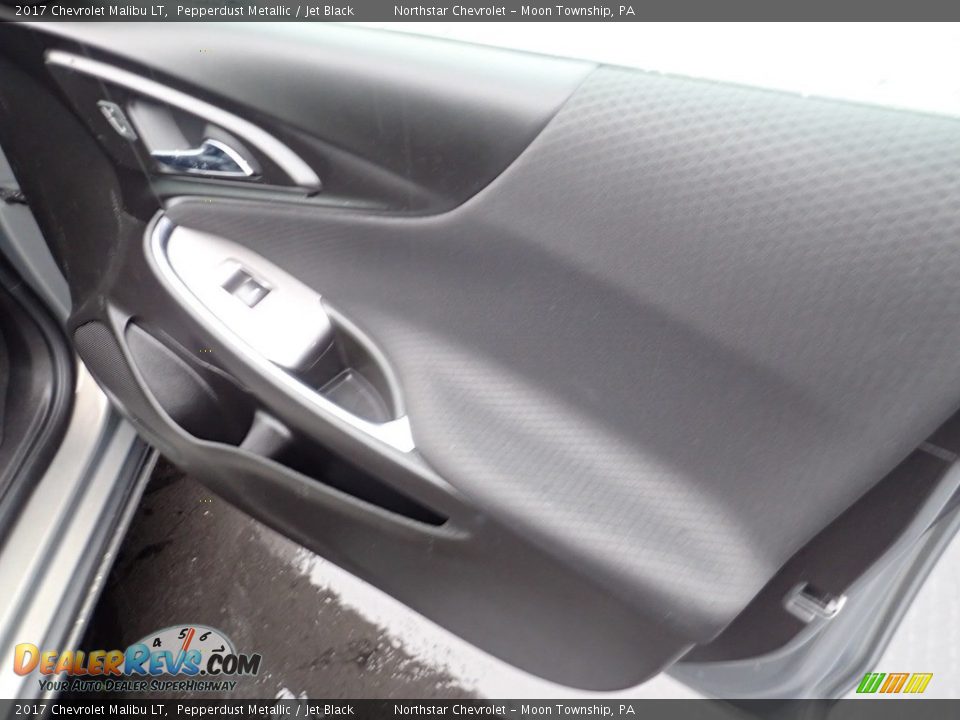 2017 Chevrolet Malibu LT Pepperdust Metallic / Jet Black Photo #17