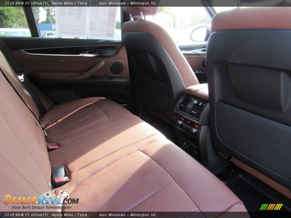 2018 BMW X5 xDrive35i Alpine White / Terra Photo #12