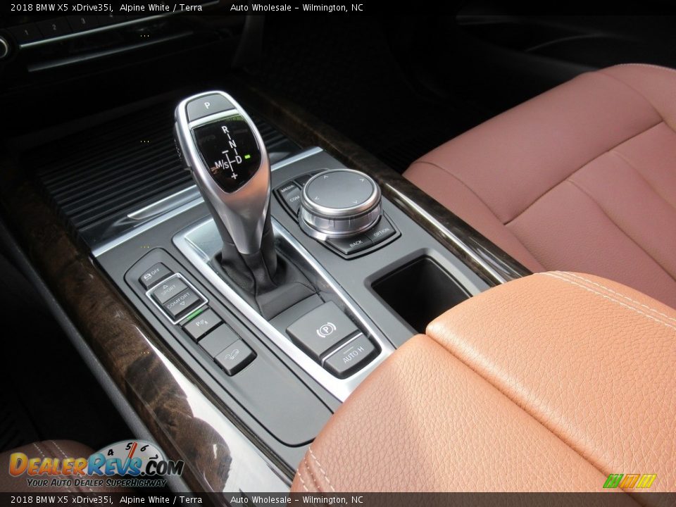 2018 BMW X5 xDrive35i Alpine White / Terra Photo #19