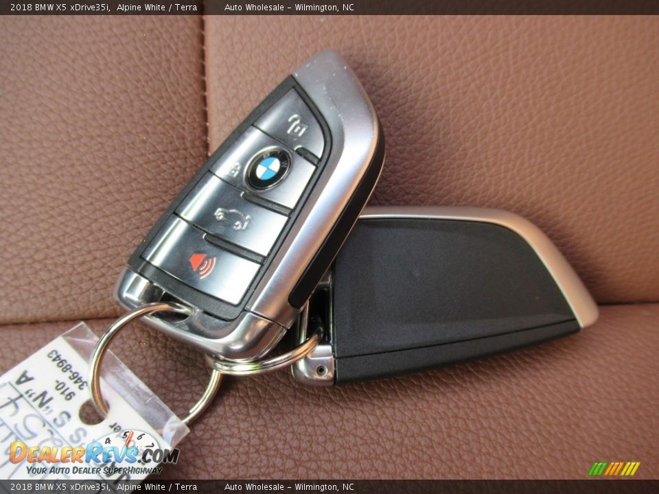 2018 BMW X5 xDrive35i Alpine White / Terra Photo #20