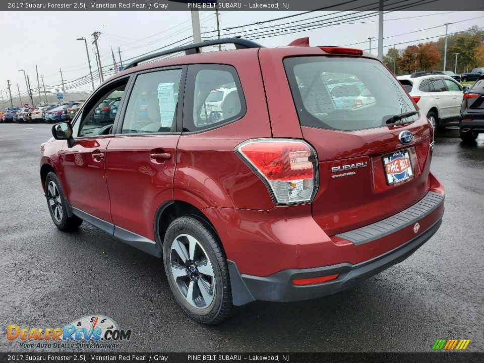 2017 Subaru Forester 2.5i Venetian Red Pearl / Gray Photo #16