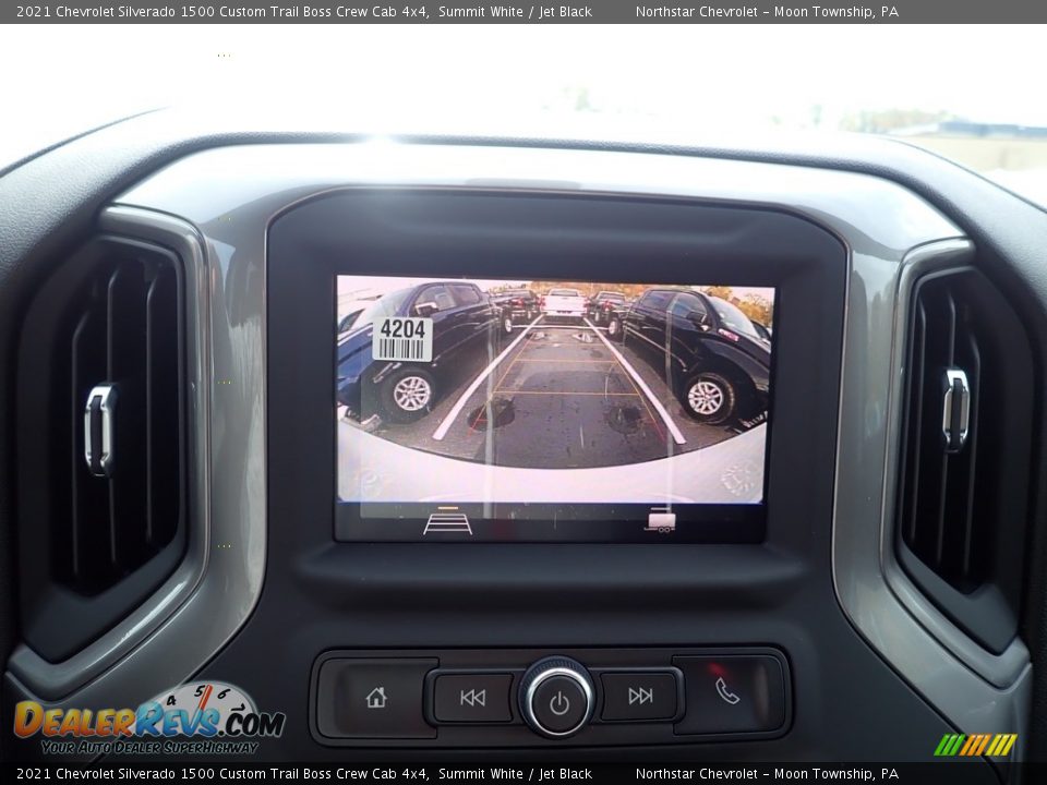 Controls of 2021 Chevrolet Silverado 1500 Custom Trail Boss Crew Cab 4x4 Photo #18