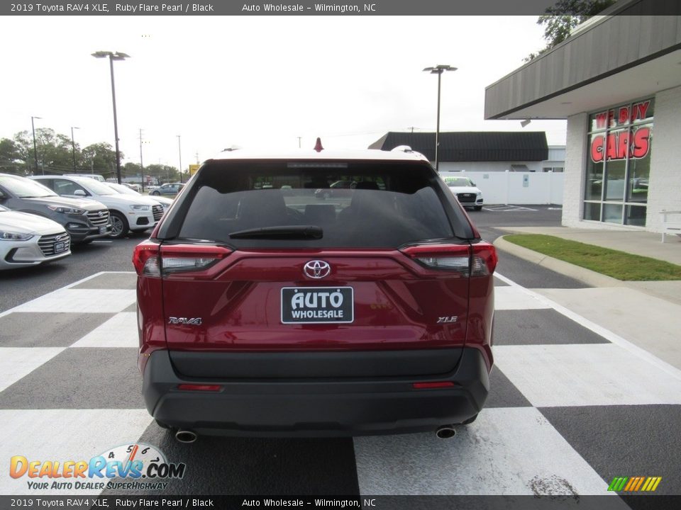 2019 Toyota RAV4 XLE Ruby Flare Pearl / Black Photo #4