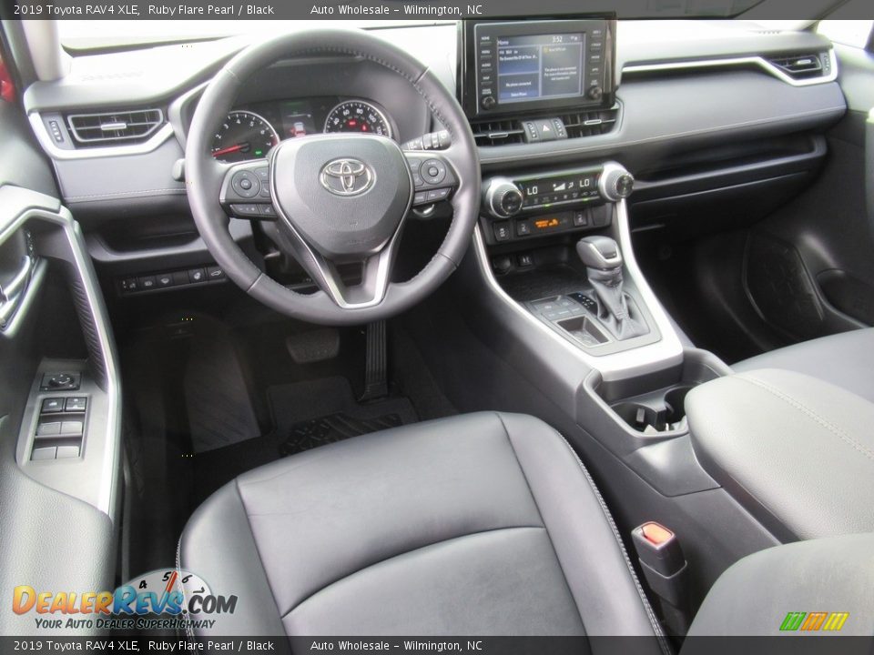 2019 Toyota RAV4 XLE Ruby Flare Pearl / Black Photo #15