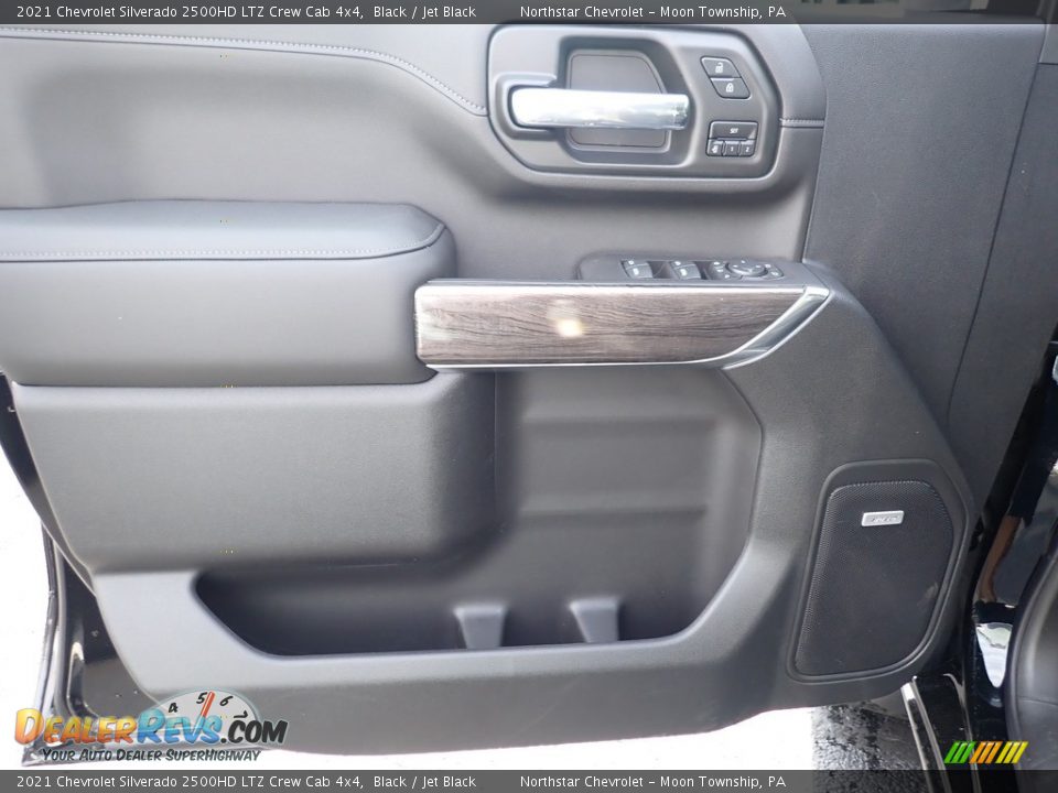 Door Panel of 2021 Chevrolet Silverado 2500HD LTZ Crew Cab 4x4 Photo #13