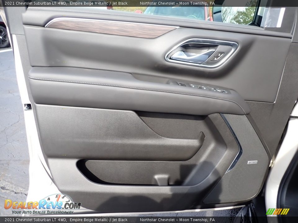 Door Panel of 2021 Chevrolet Suburban LT 4WD Photo #14