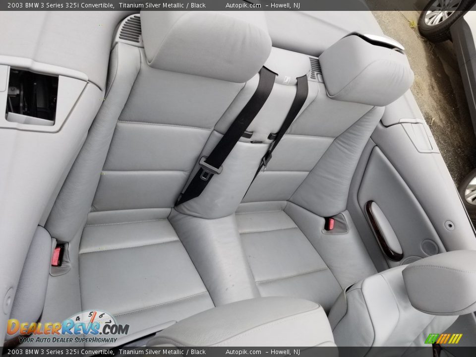 Rear Seat of 2003 BMW 3 Series 325i Convertible Photo #14