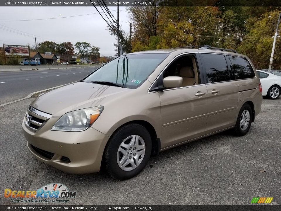 Front 3/4 View of 2005 Honda Odyssey EX Photo #6