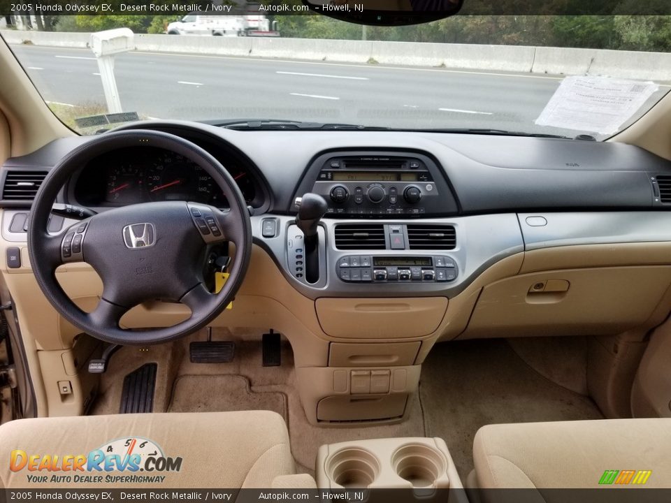 Front Seat of 2005 Honda Odyssey EX Photo #10