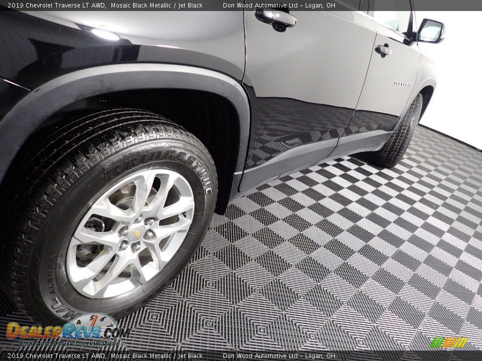 2019 Chevrolet Traverse LT AWD Mosaic Black Metallic / Jet Black Photo #19