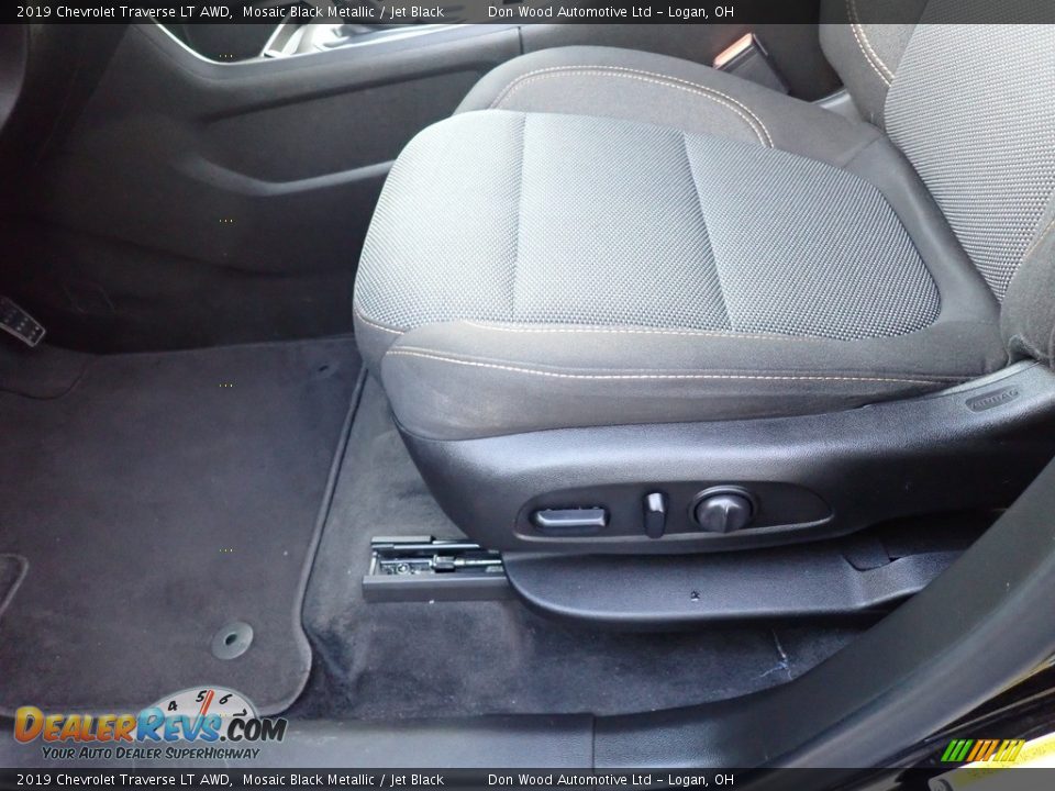 2019 Chevrolet Traverse LT AWD Mosaic Black Metallic / Jet Black Photo #23