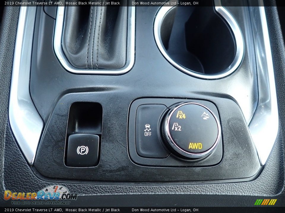 2019 Chevrolet Traverse LT AWD Mosaic Black Metallic / Jet Black Photo #32