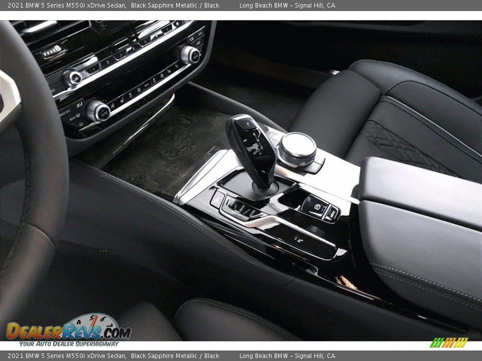 2021 BMW 5 Series M550i xDrive Sedan Shifter Photo #8