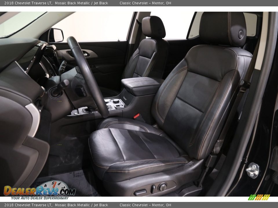 Front Seat of 2018 Chevrolet Traverse LT Photo #5