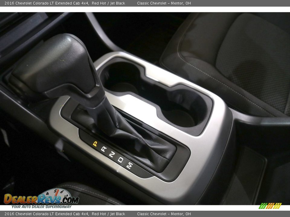 2016 Chevrolet Colorado LT Extended Cab 4x4 Shifter Photo #19