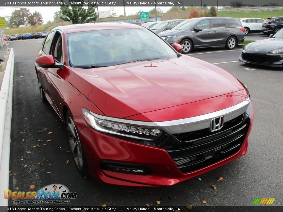 2018 Honda Accord Touring Sedan Radiant Red Metallic / Gray Photo #7