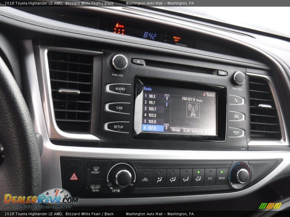2018 Toyota Highlander LE AWD Blizzard White Pearl / Black Photo #3