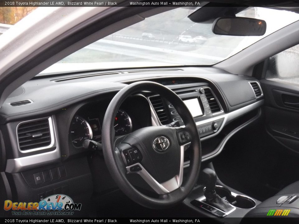2018 Toyota Highlander LE AWD Blizzard White Pearl / Black Photo #16