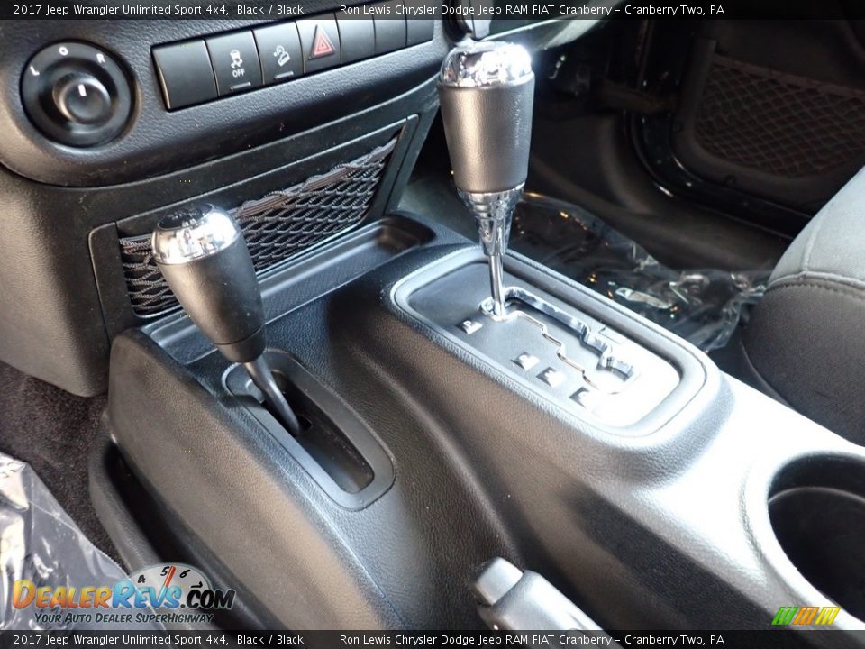 2017 Jeep Wrangler Unlimited Sport 4x4 Black / Black Photo #12