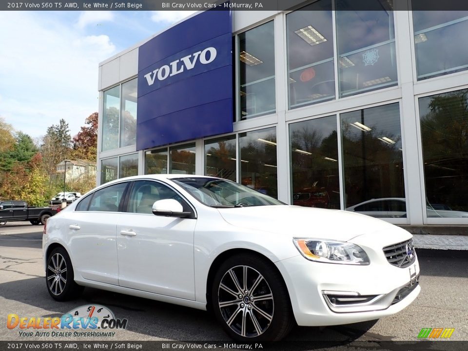 Front 3/4 View of 2017 Volvo S60 T5 AWD Photo #1