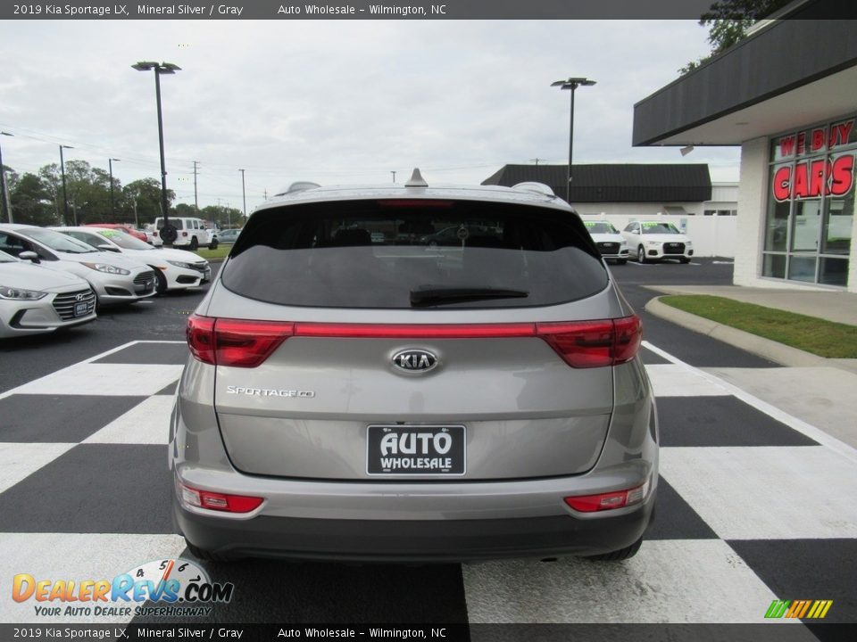 2019 Kia Sportage LX Mineral Silver / Gray Photo #4