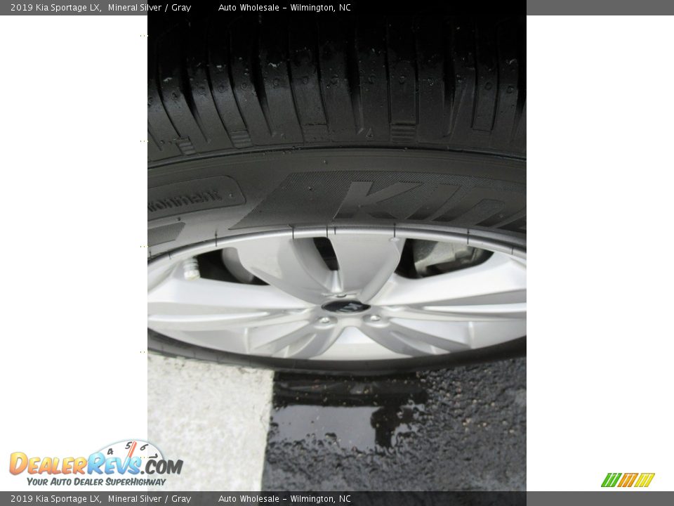 2019 Kia Sportage LX Mineral Silver / Gray Photo #9