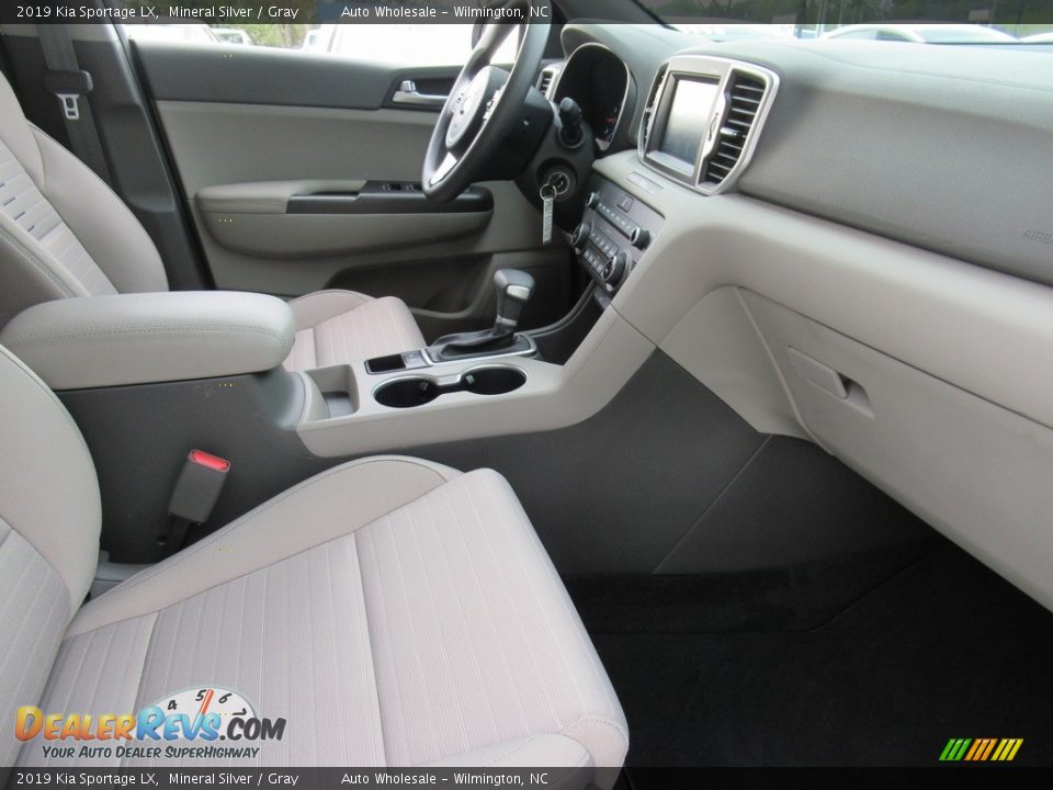 2019 Kia Sportage LX Mineral Silver / Gray Photo #13