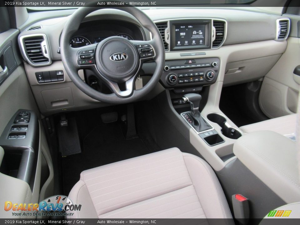 2019 Kia Sportage LX Mineral Silver / Gray Photo #15