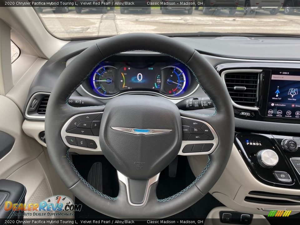 2020 Chrysler Pacifica Hybrid Touring L Steering Wheel Photo #7
