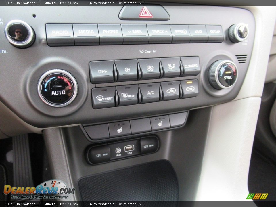 2019 Kia Sportage LX Mineral Silver / Gray Photo #18