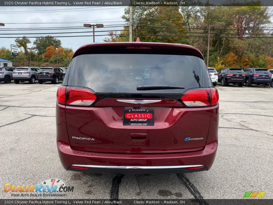 2020 Chrysler Pacifica Hybrid Touring L Velvet Red Pearl / Alloy/Black Photo #11