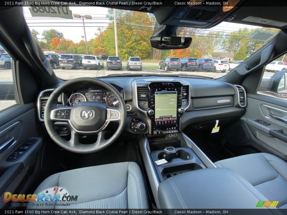 2021 Ram 1500 Big Horn Crew Cab 4x4 Diamond Black Crystal Pearl / Diesel Gray/Black Photo #4