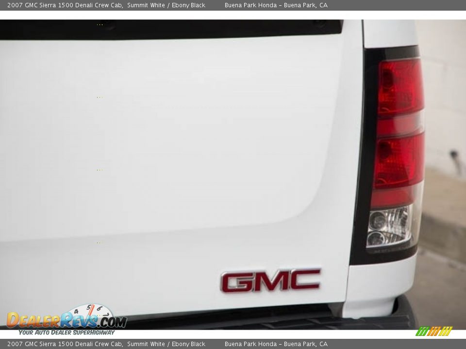 2007 GMC Sierra 1500 Denali Crew Cab Logo Photo #12