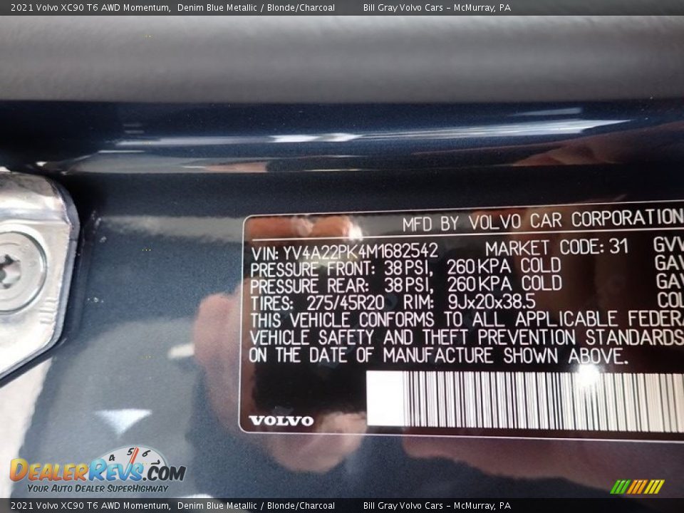2021 Volvo XC90 T6 AWD Momentum Denim Blue Metallic / Blonde/Charcoal Photo #11