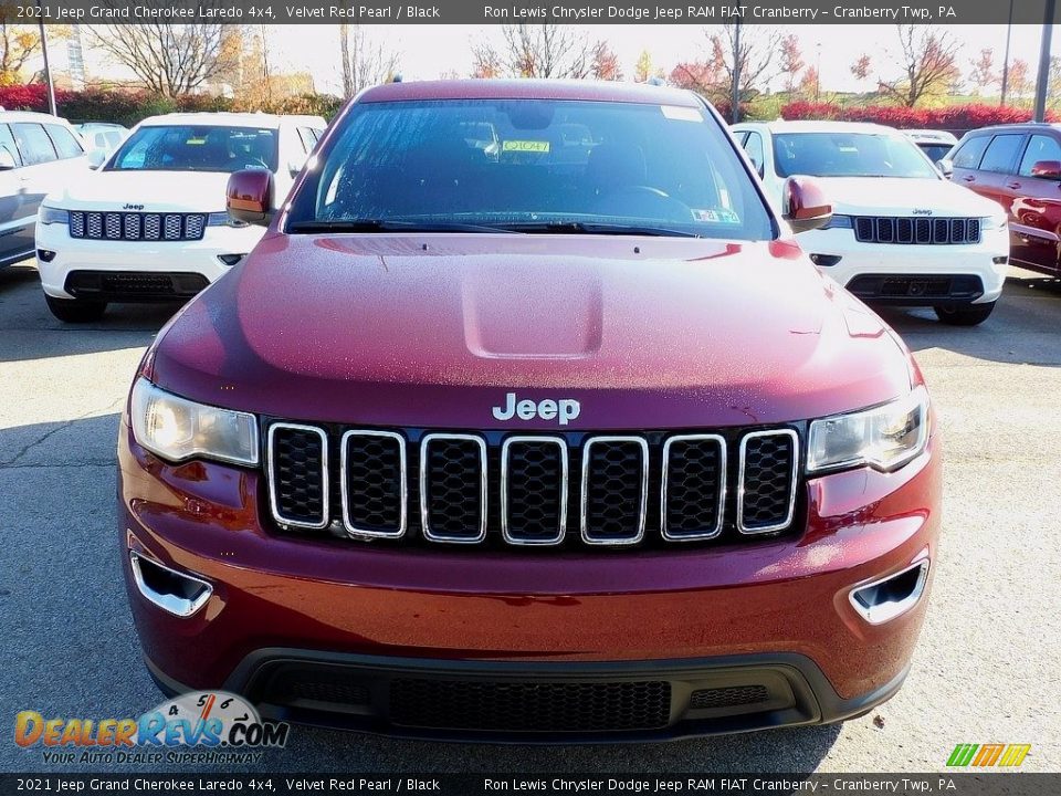 2021 Jeep Grand Cherokee Laredo 4x4 Velvet Red Pearl / Black Photo #2