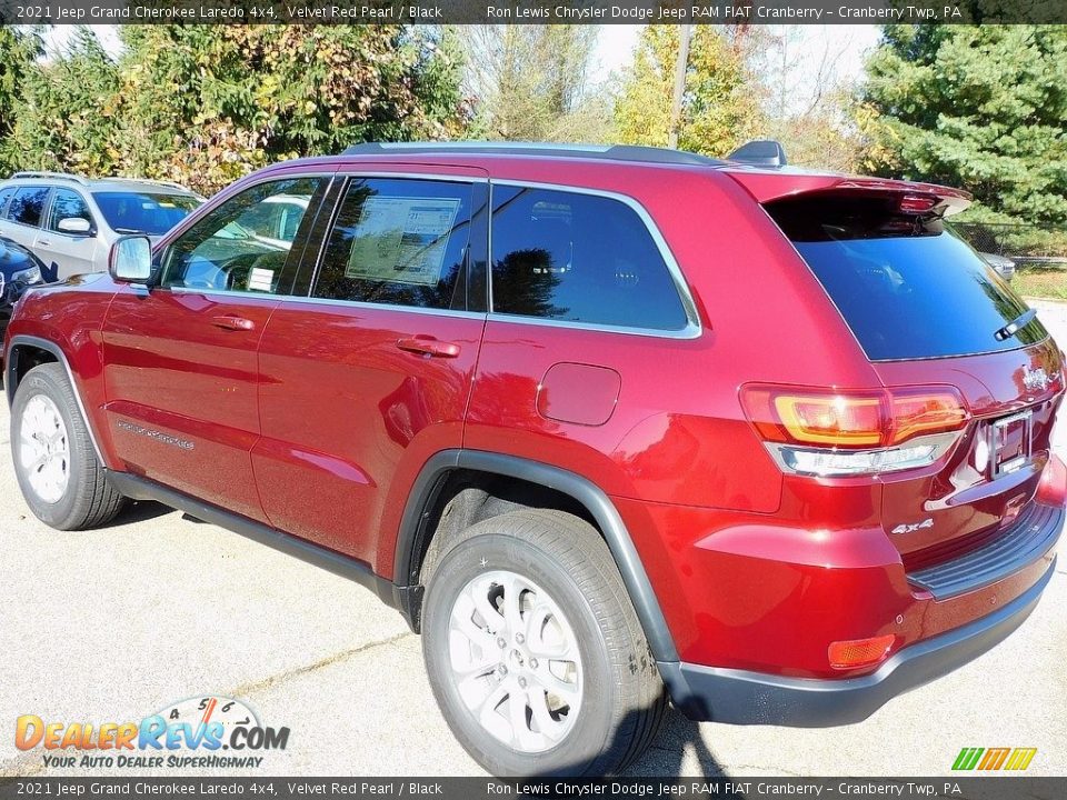 2021 Jeep Grand Cherokee Laredo 4x4 Velvet Red Pearl / Black Photo #8