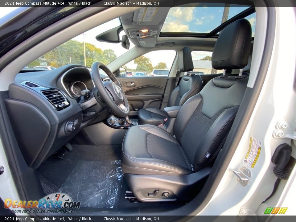 2021 Jeep Compass Altitude 4x4 White / Black Photo #2
